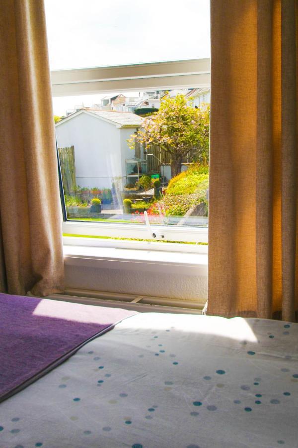 Double Room with Garden View with Private External Bathroom